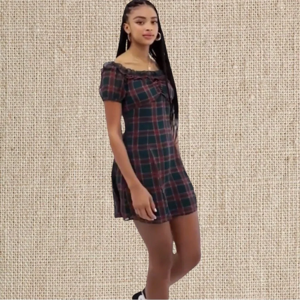 Plaid Off-Shoulder Midi Dress in Dark Green and Red - Picture 2 of 2